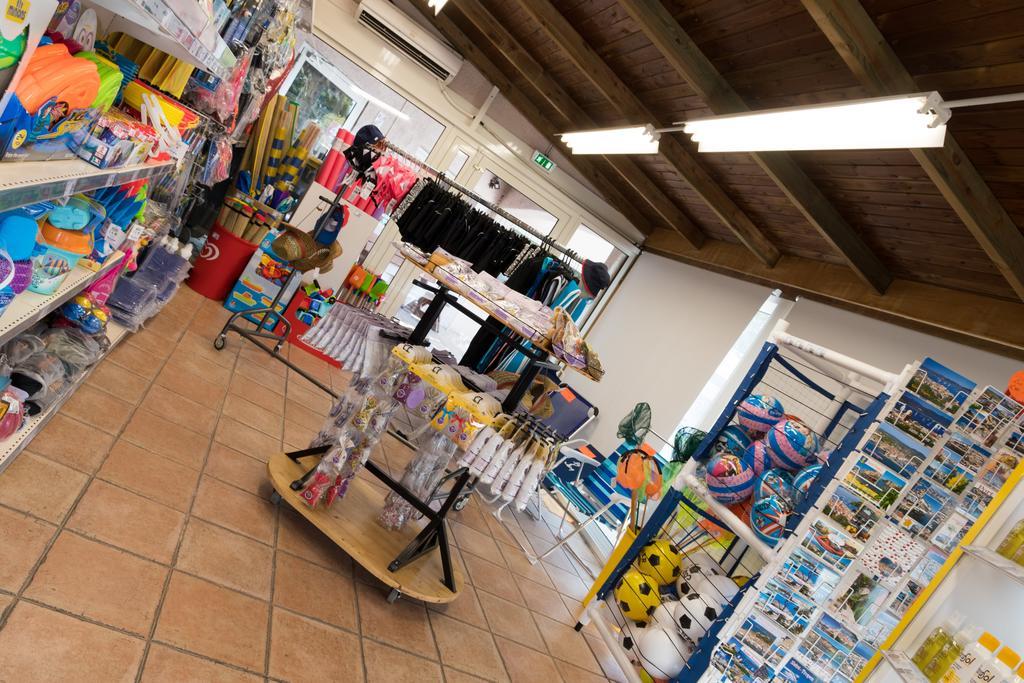 La Pinede Camping Grimaud Εξωτερικό φωτογραφία